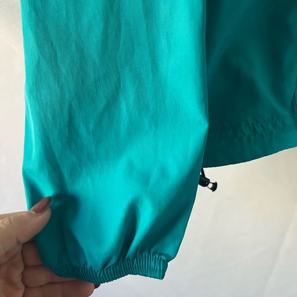 ASICS packable running / rain jacket | Small - Picture 4 of 14